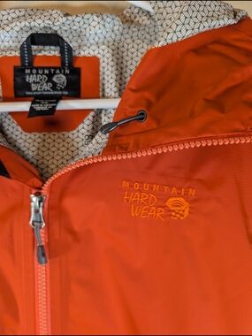 Mountain Hardwear Rain Jacket Mens Medium Orange Dry.Q EVAP Hooded Waterproof Sh